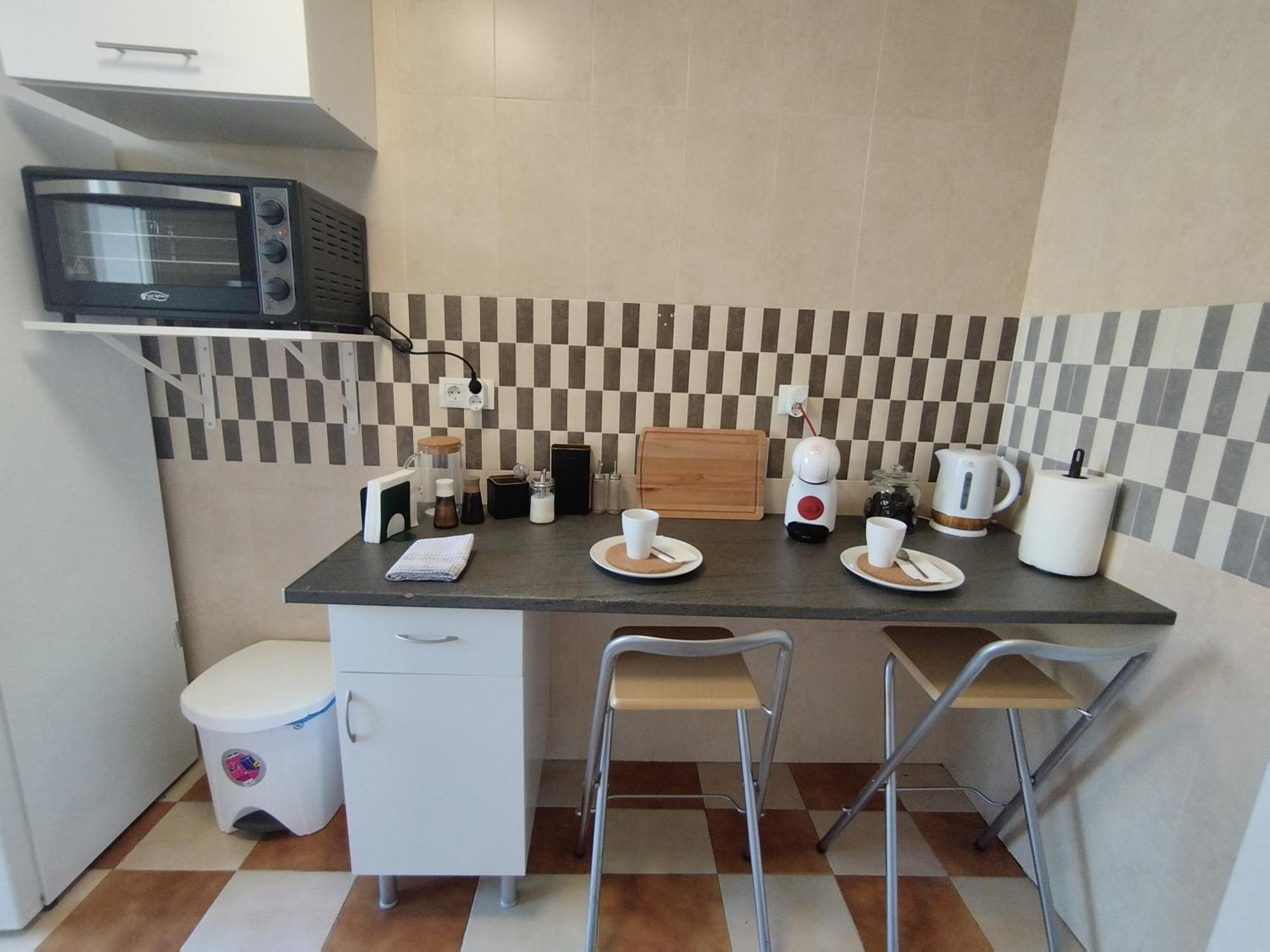 Rent4 Huelin Lägenhet *